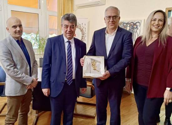 Συνάντηση του ΥΠΑΝ Τ. Θεοδωρικάκου με τον Πρύτανη Χ. Μπιλλίνη στο Πανεπιστήμιο Θεσσαλίας