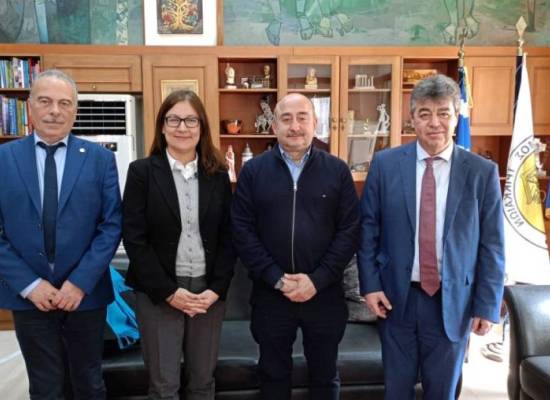 Υπογραφή Συμβολαίου Δωρεάς Ακινήτων