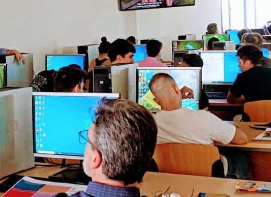 Σεμινάριο κυκλικών πρακτικών στον τουρισμό για φοιτητές της Δημόσιας ΣΑΕΚ Βόλου στο ΤΗΜΜΥ